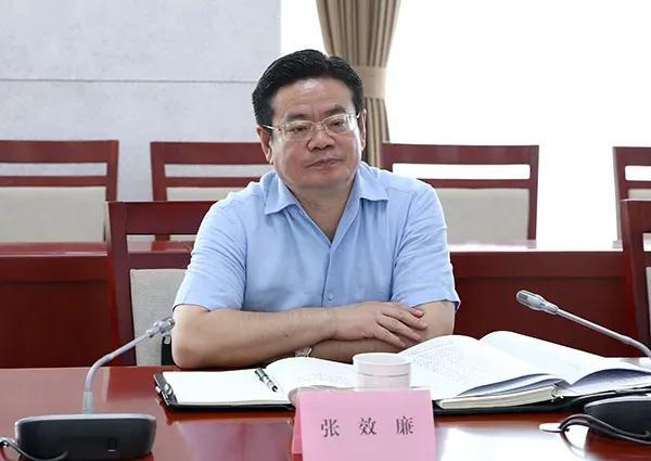 哈尔滨原市长张效廉被查，巷弄中的独特小店背后的故事