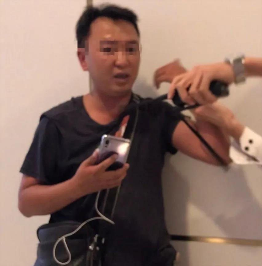 高校女厕惊现摄像头事件，女生隐私安全的警钟与守护之道