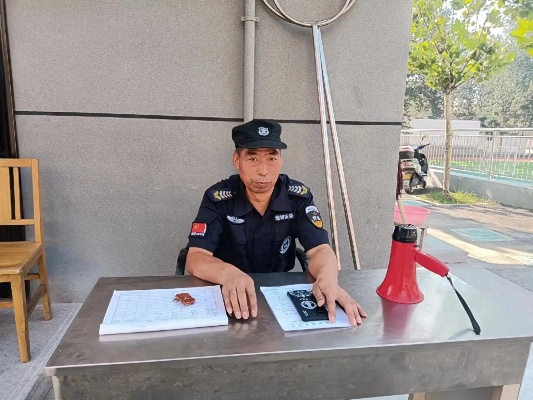 被传辞退的小西天保安已返岗，重返岗位的喜悦时刻