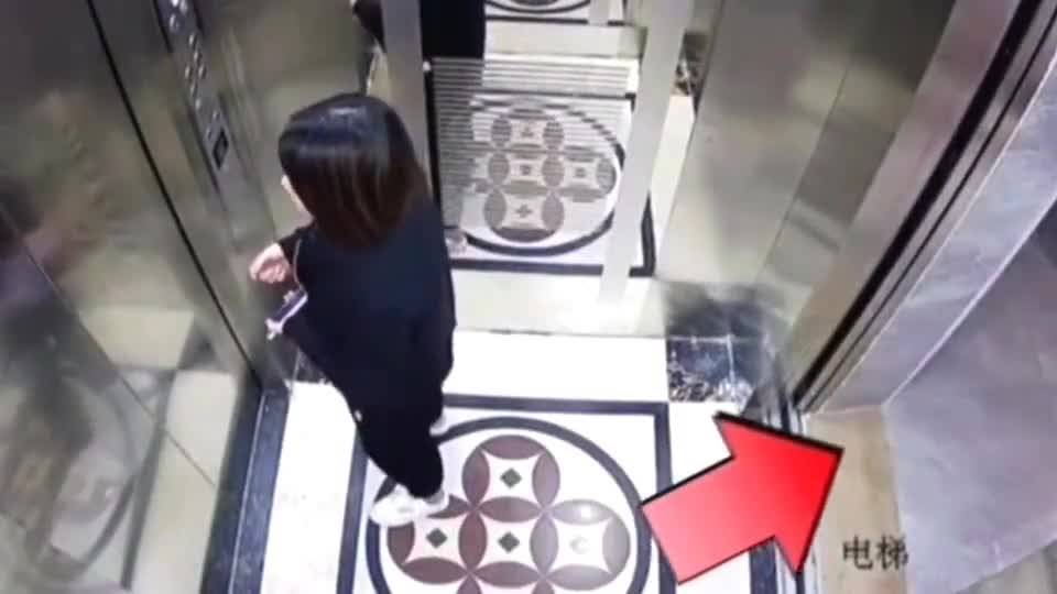 女子被困自家电梯一天一夜，紧急救援行动启动！