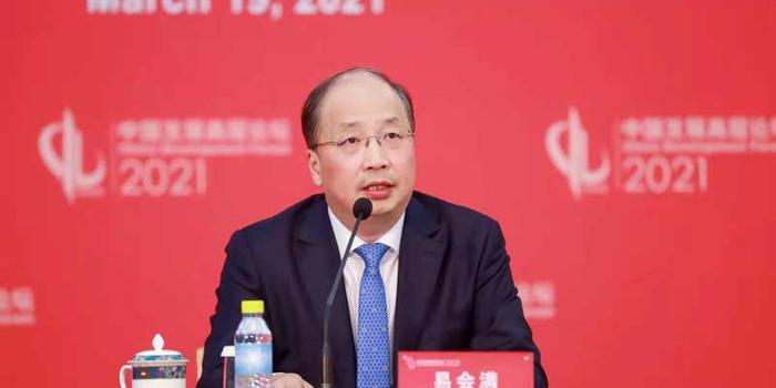 证监会主席谈市场稳定性，未出现扎堆减持现象，探寻独特小店的独特故事与体验