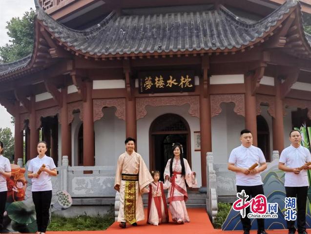 澳门正版内部精选大全_女司机深夜跟导航走 竟高速逆行,可靠性操作方案_专业款35.72.98