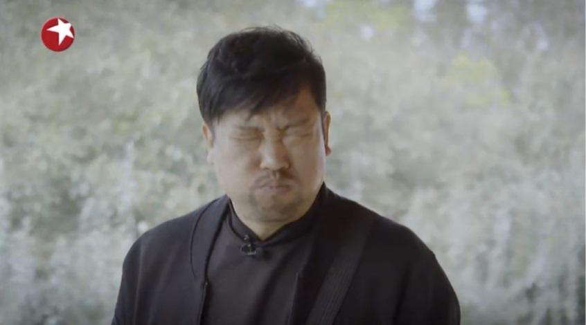 贾冰，一人之力，将旅综打造成吃播盛宴的独特魅力