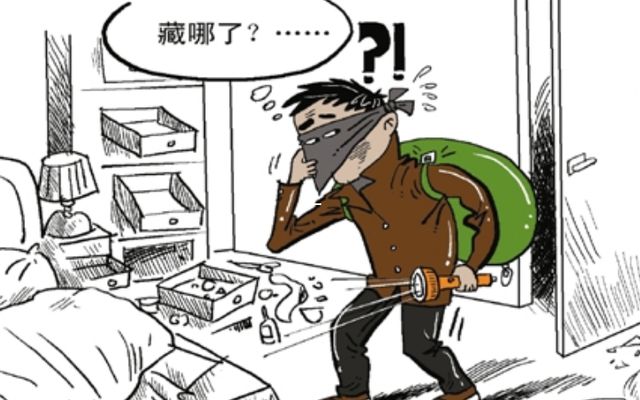 遭遇电梯故障，如何冷静应对自救？男子被困电梯一整夜后的紧急救援与自救指南