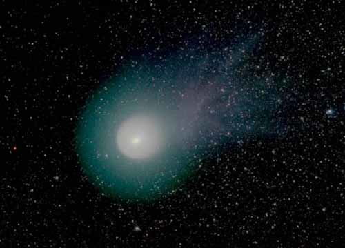 揭秘星辰之巅，广州天文爱好者拍到罕见彗星现身科技之眼观察之下闪耀星空之巅