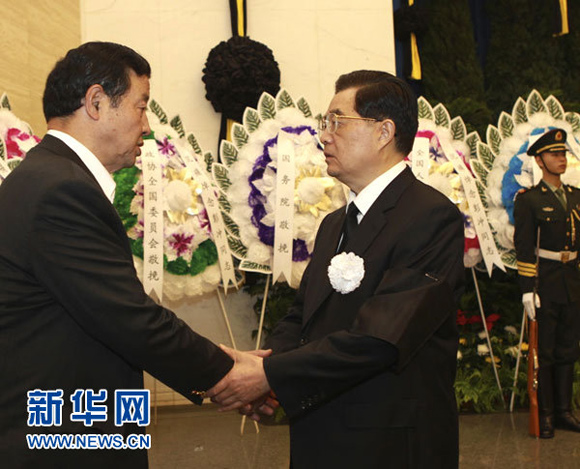 吴邦国同志逝世，缅怀生活中的温暖瞬间与友谊的永恒纽带