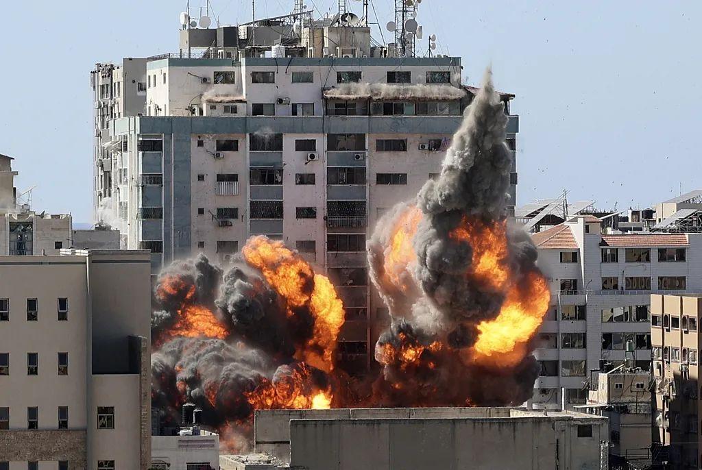 以色列特拉维夫爆炸声起，科技巨头重塑生活革新风潮引领全球瞩目