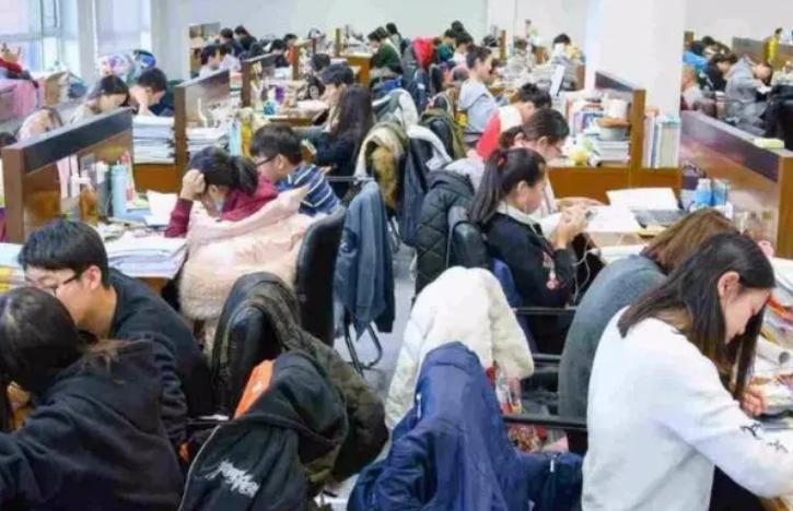 国家奖学金奖励名额翻倍，小巷独特风味等你来探索的机遇时刻