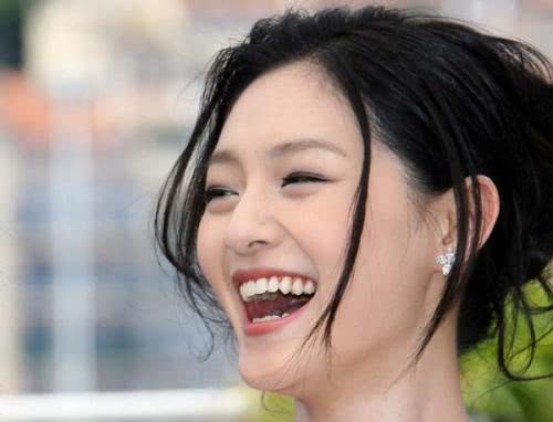 我的美女老板演员表及独特小巷小店探寻之旅