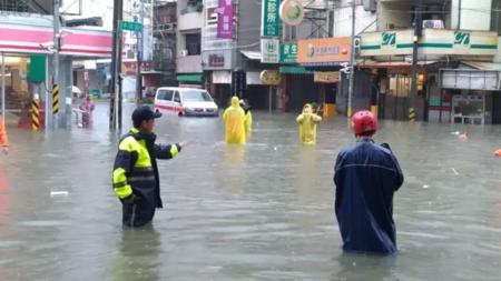 台风纳沙最新动态及应对台风天气的步骤指南