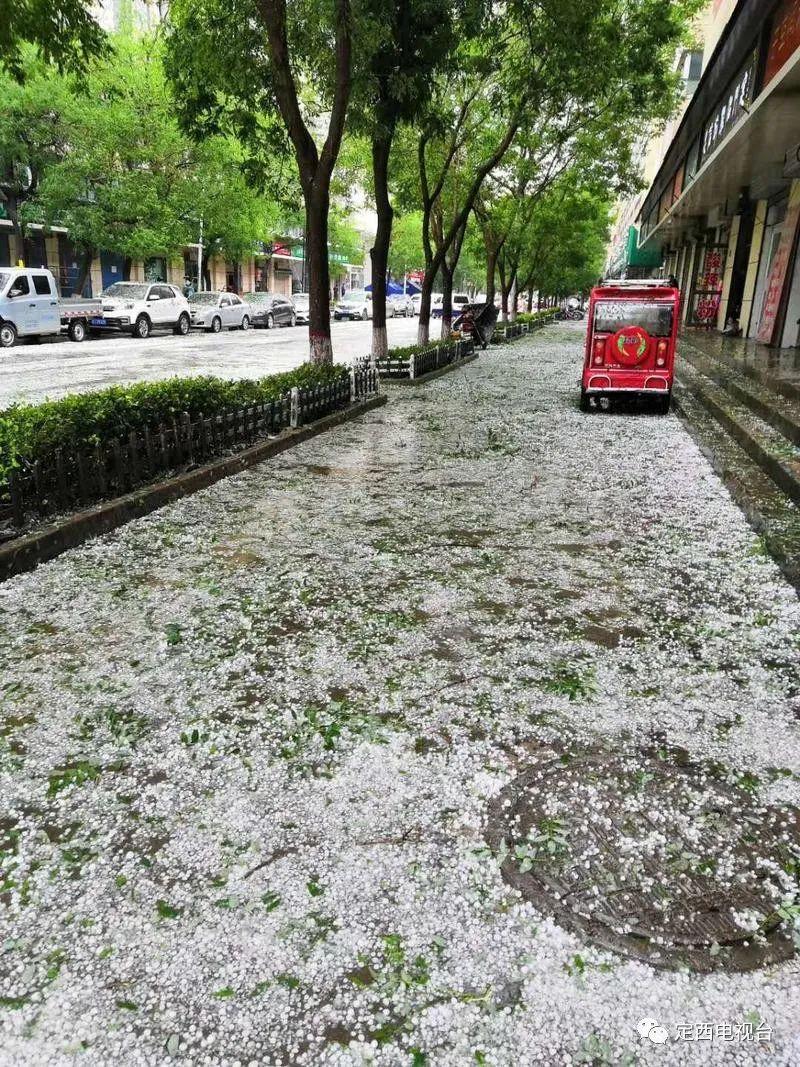 甘肃冰雹后的阳光与学习带来的自信与成就感