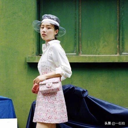 时尚新宠Es，引领潮流，让人爱不释手的魅力之选！