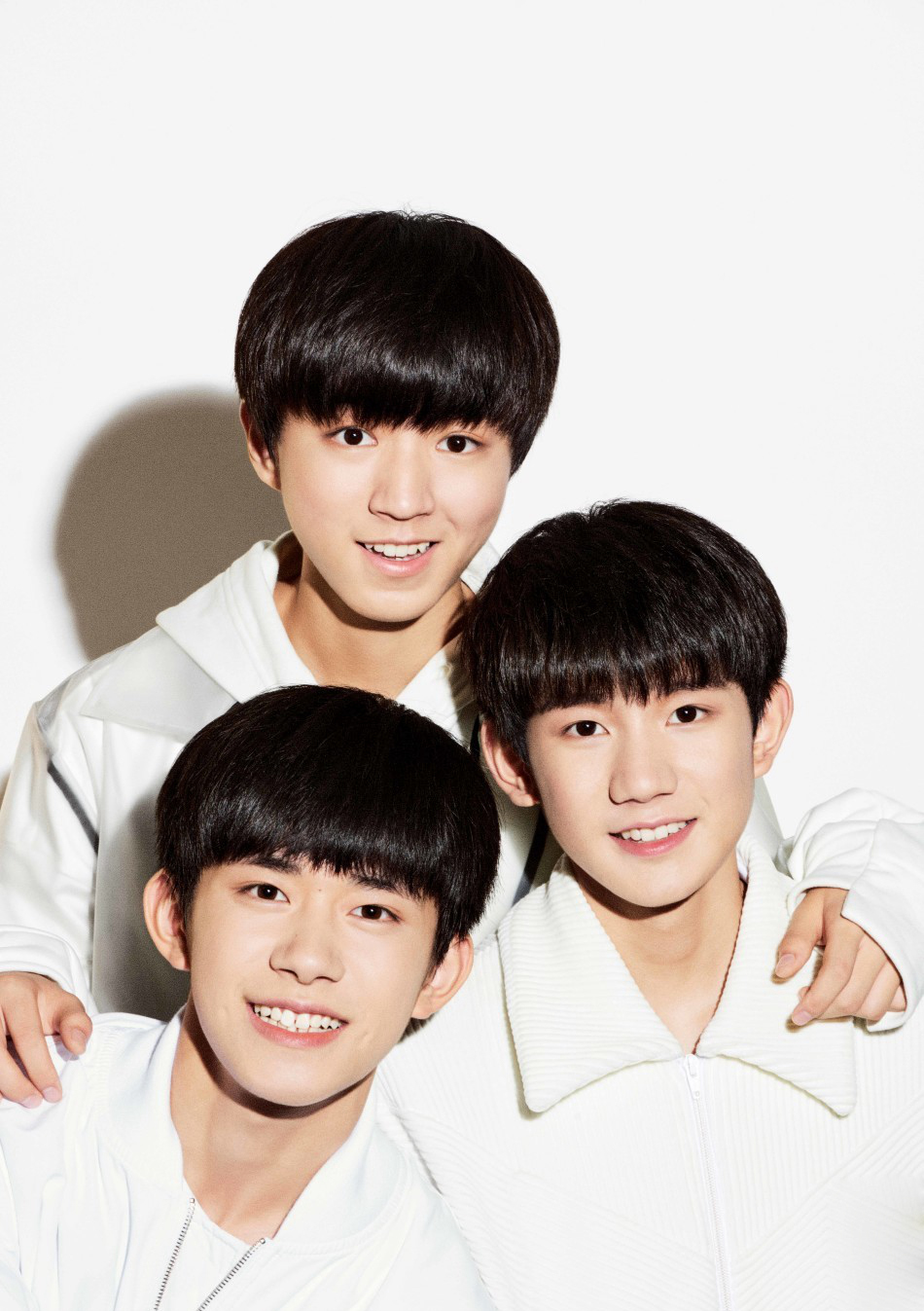 TFboys最新写真，自信成长的旋律与变化带来的成就感