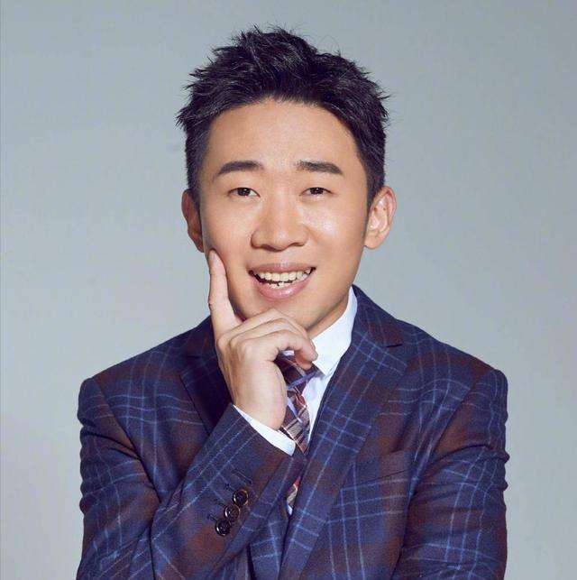 东京热下载，城市热度与暖心故事的交织