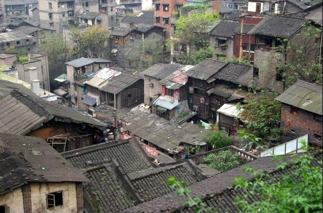 梁山县教育局局长最新动态，局长小巷奇遇记