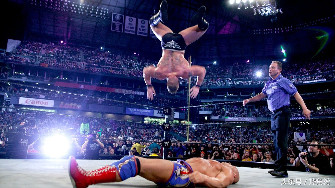 WWE爱奇艺最新一期，热血沸腾的格斗盛宴震撼来袭！