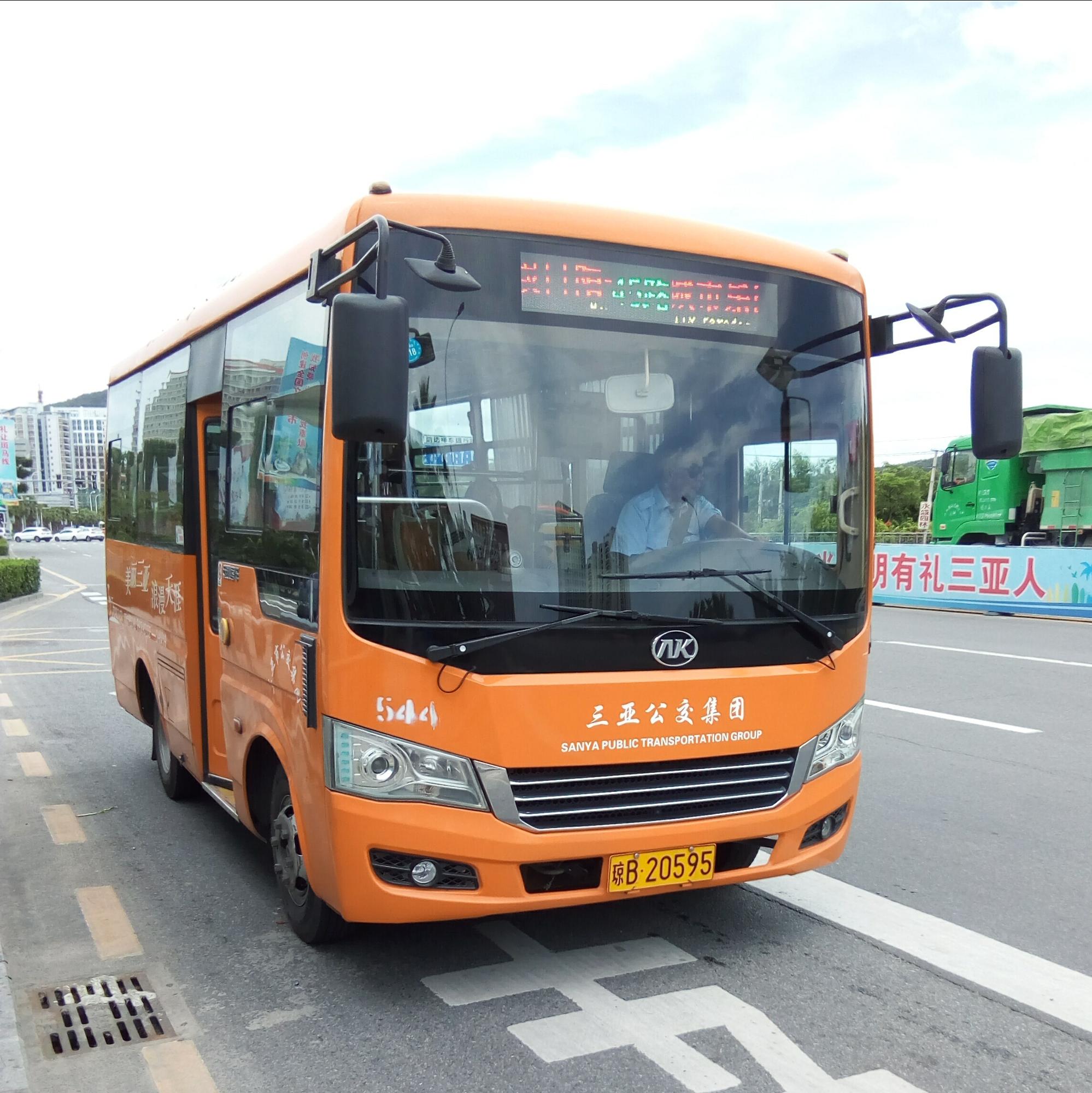三亚公车拍卖最新动态，温馨之旅启幕