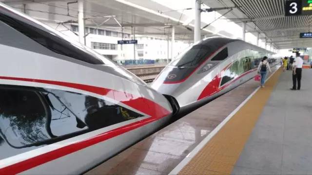 京泸高铁提速，探寻自然美景的诗意之旅，速度与自然的完美融合